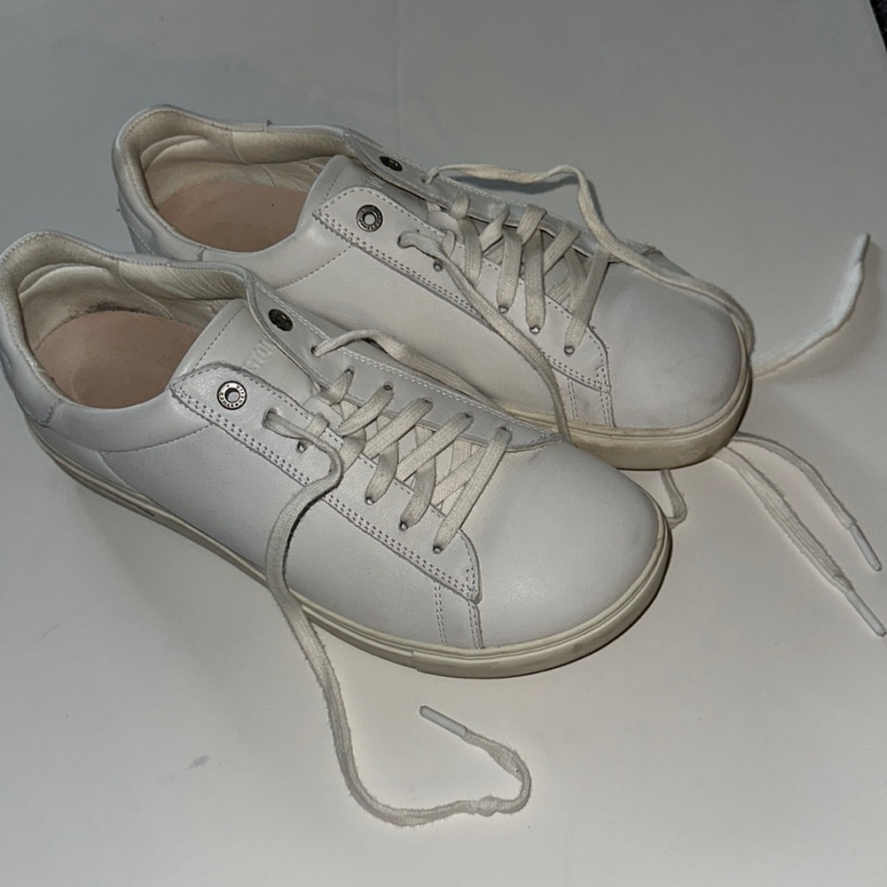 BIRKENSTOCK BEND LOW WOMEN'S TENNIS SHOE WHITE NATURAL LEATHER Size 41/10/10.5